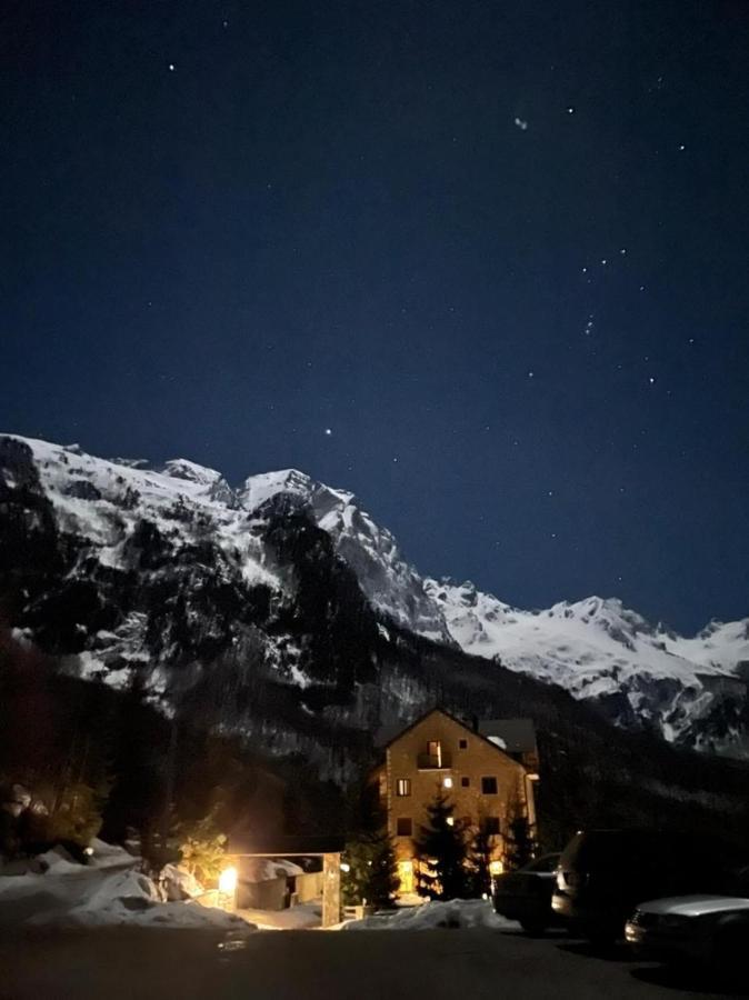 Hotel Margjeka Валбона Экстерьер фото